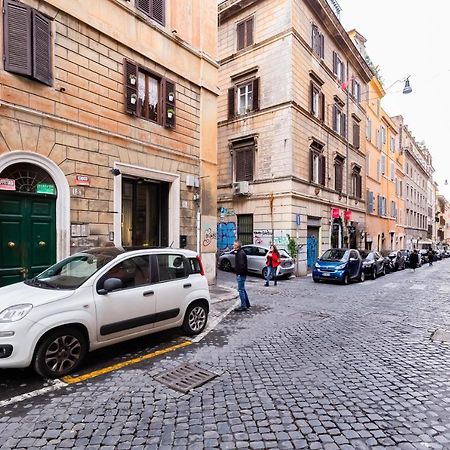 Monti Colosseum Roma Exterior foto