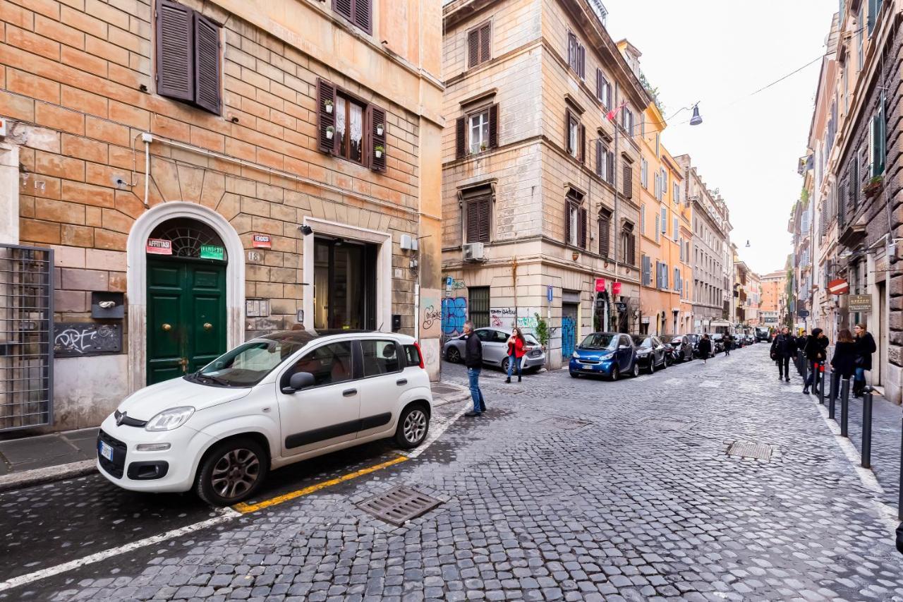 Monti Colosseum Roma Exterior foto